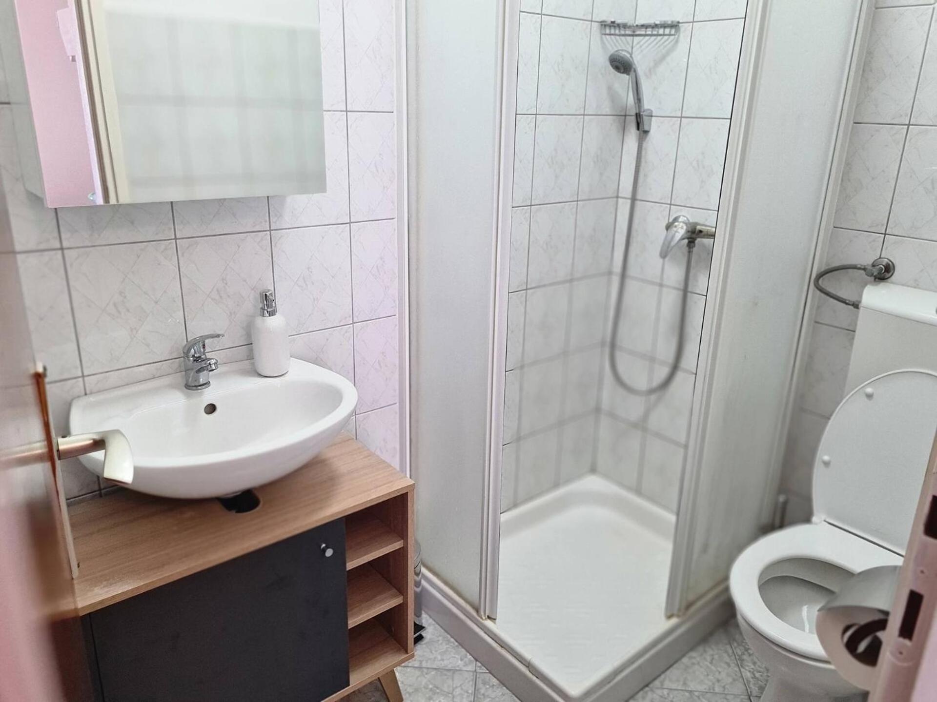 Apartments Bugi バスカ エクステリア 写真